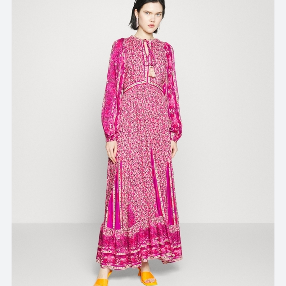 Free People Dresses & Skirts - Free People Happy Feelings pink billowy maxi dress
